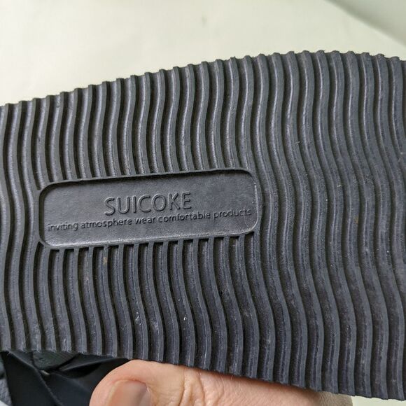 SUICOKE sandals size 6 in EUC - Picture 2 of 6